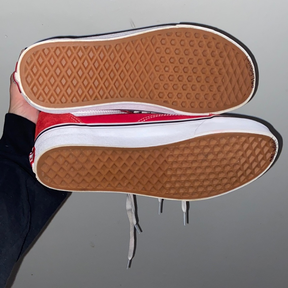 Vans - Picture 3 of 6